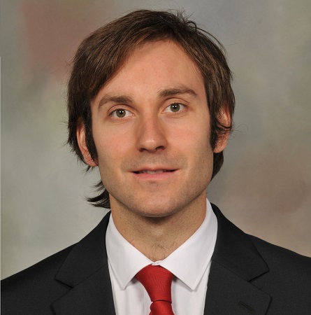 Dr. Cristian Navarrete D.