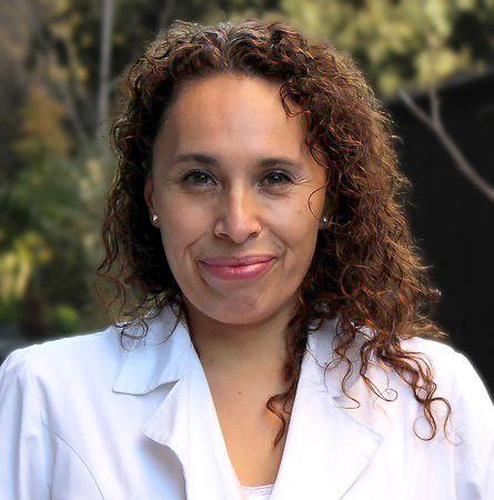 Dra. Viviana Montecinos A.