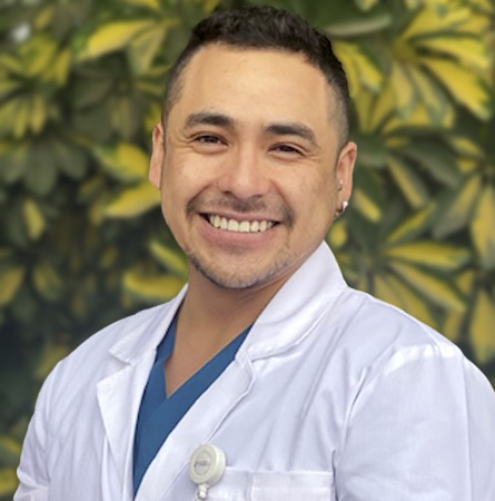 Dr. Edgard Carmona R.