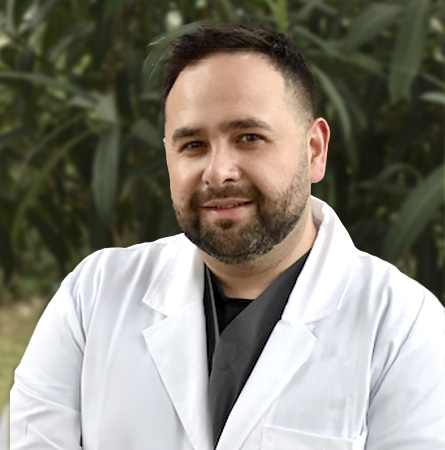 Dr. Eduardo Salgado F.