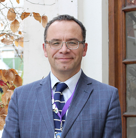 Dr. Jaime Santander T.