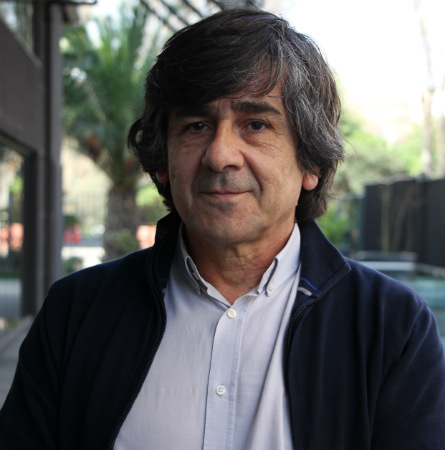 Dr. Luis Villarroel D.